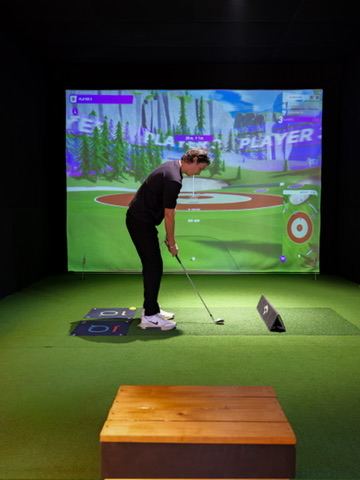 Jeux sur simulateur au G.Spot Golf Marrakech