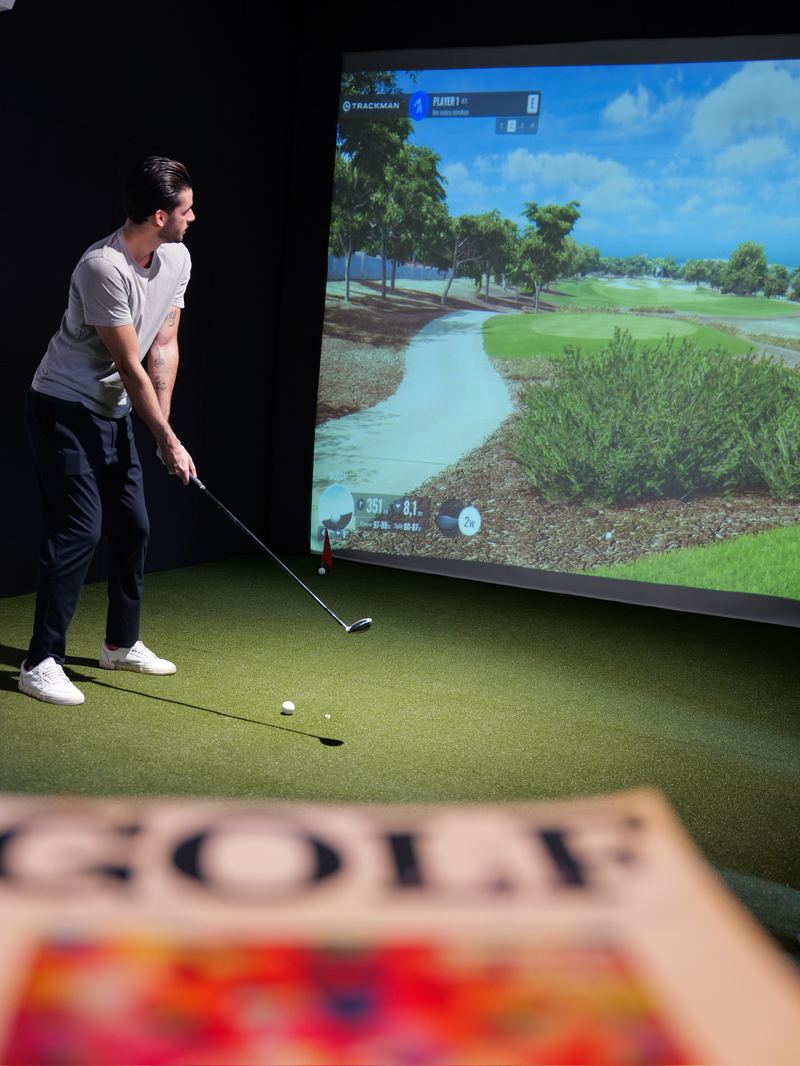 Partie sur simulateur TrackMan grand écran au G.Spot